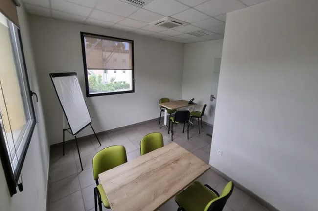 Plus de détails pour Bureau à louer