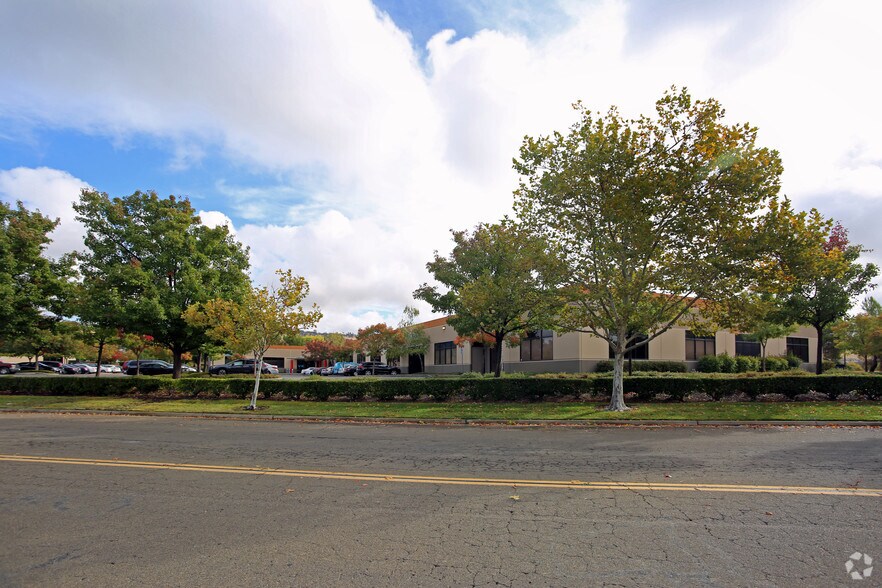 4925 Robert J Mathews Pky, El Dorado Hills, CA à vendre - Photo de l’immeuble – Image 3 sur 4