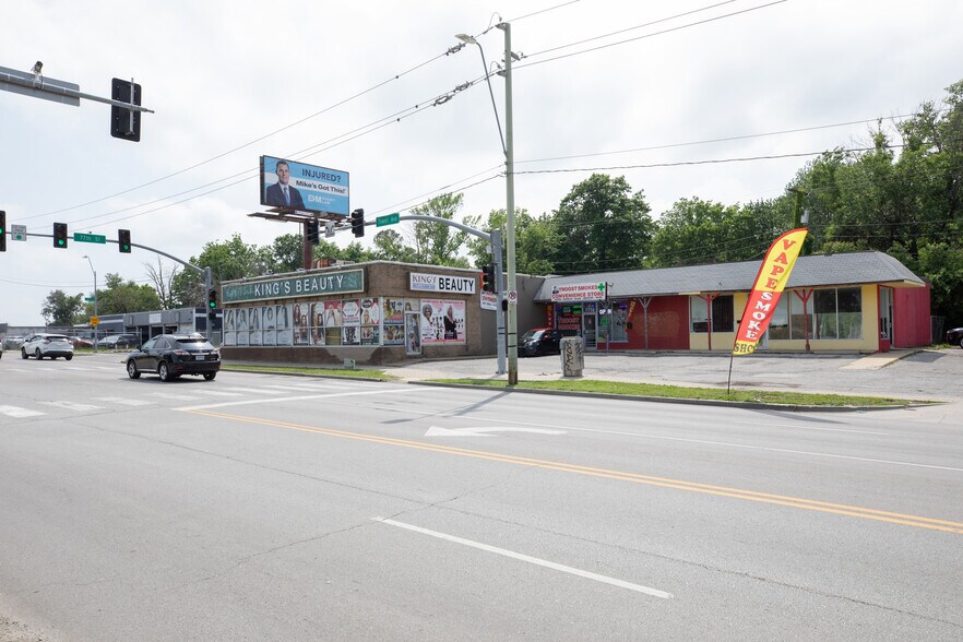 7714-7720 Troost Ave, Kansas City, MO à vendre - Photo de l’immeuble – Image 2 sur 7