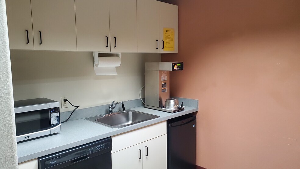 123 Easy St, Wenatchee, WA à louer - Photo intérieure – Image 3 sur 9