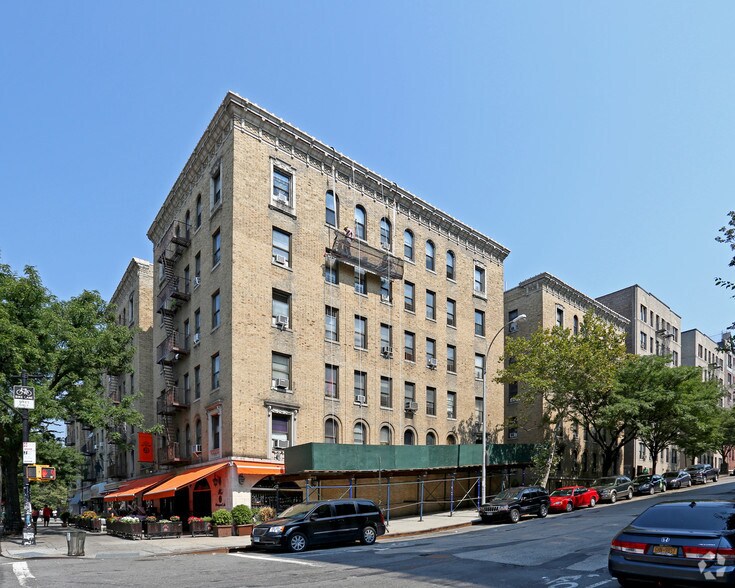 2 Seaman Ave, New York, NY à louer - Photo principale – Image 1 sur 4