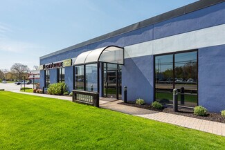 Plus de détails pour 120 Andover St, Danvers, MA - Local commercial à louer