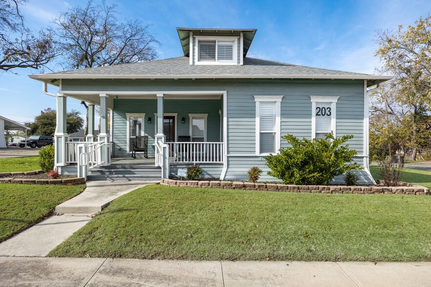 203 N Alamo Rd, Rockwall, TX à vendre - Photo principale – Image 1 sur 20