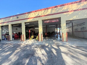 6480-6520 W Commercial Blvd, Lauderhill, FL à louer Photo de l’immeuble– Image 1 sur 12