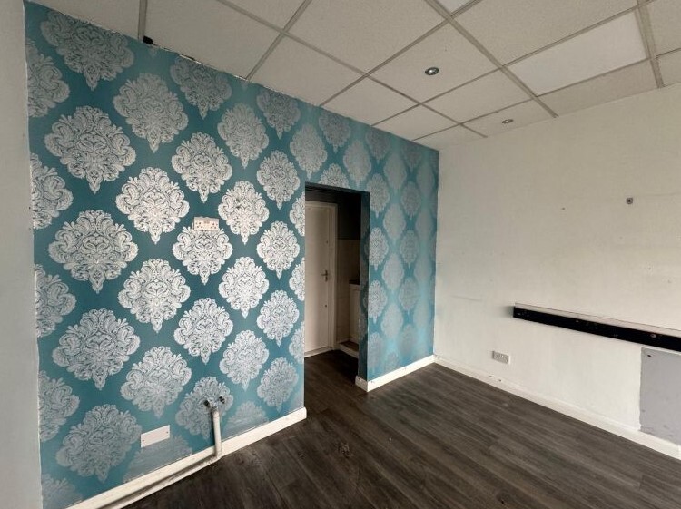 228 Tolworth Rise S, Surbiton à louer - Photo intérieure – Image 2 sur 3