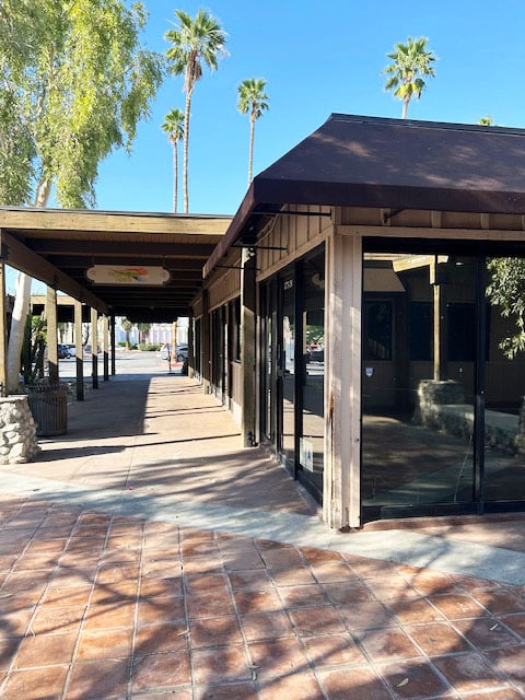 1733-1793 E Palm Canyon Dr, Palm Springs, CA à louer Photo de l’immeuble– Image 1 sur 2