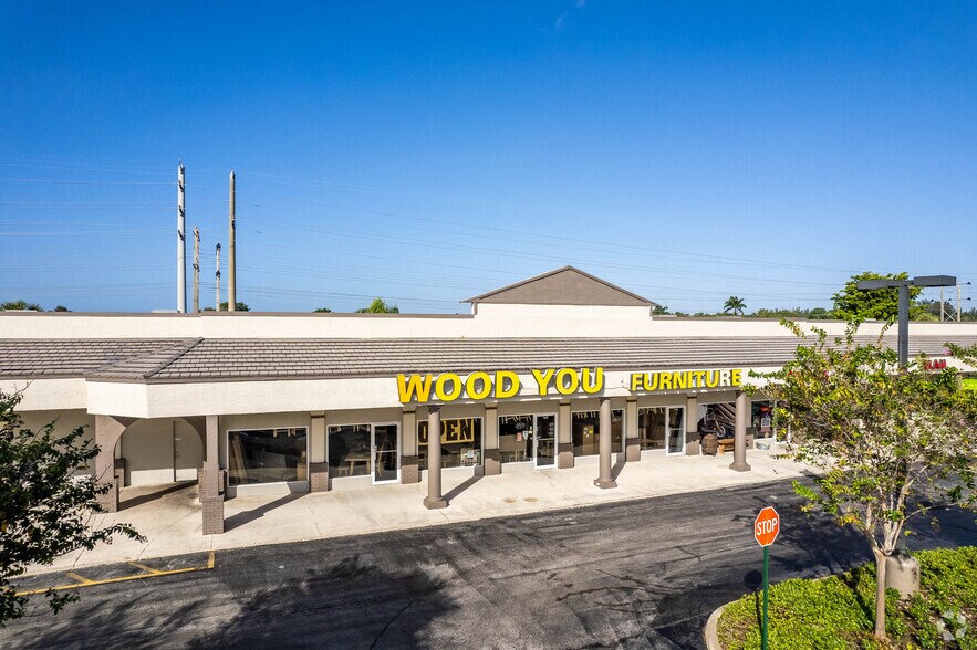 5503-5795 S University Dr, Davie, FL à louer - Photo principale – Image 3 sur 5