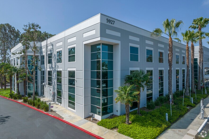 5927 Balfour Ct, Carlsbad, CA à vendre - Photo de l’immeuble – Image 2 sur 3
