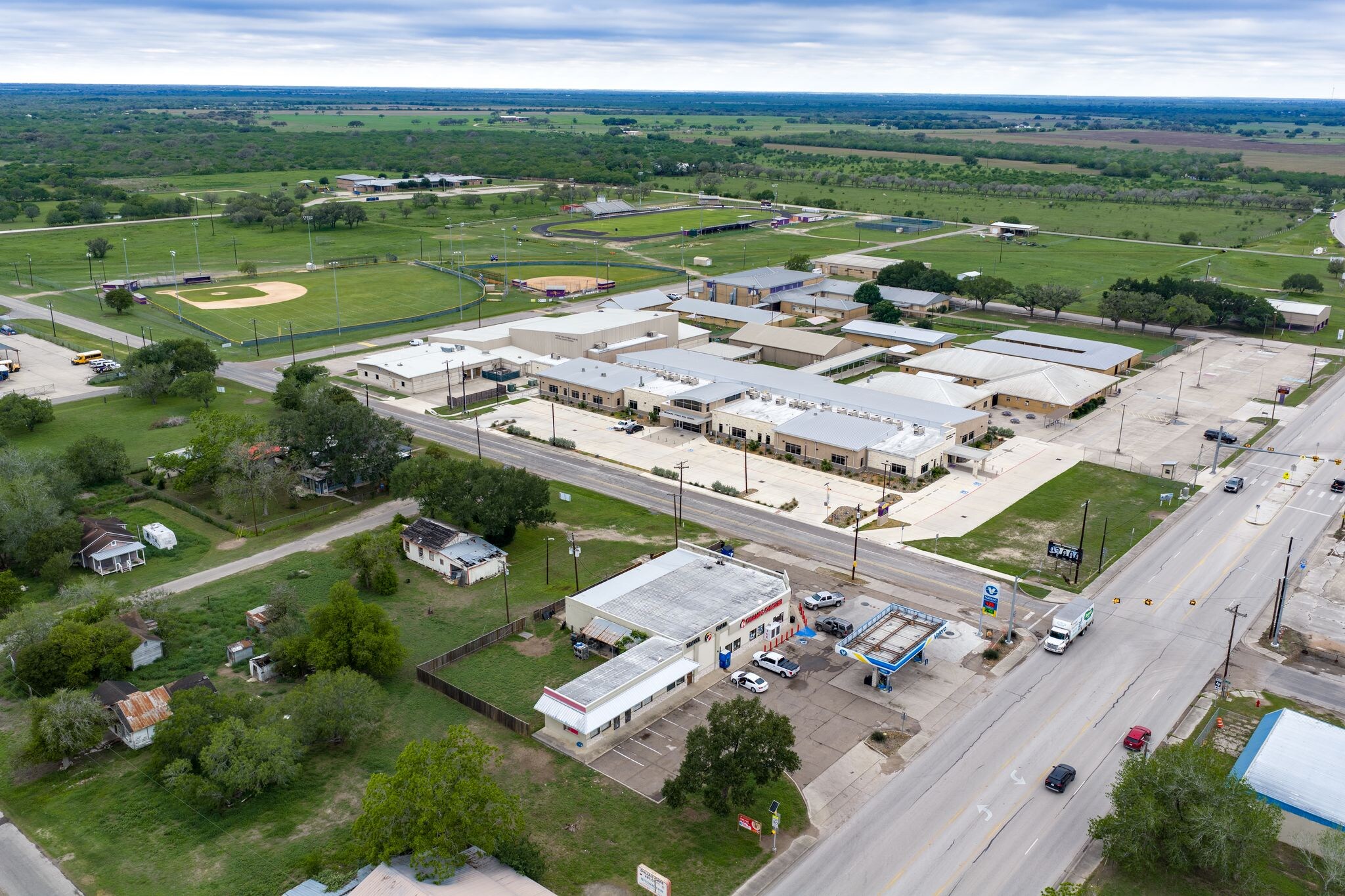104 S 8th St, Skidmore, TX à vendre Photo principale– Image 1 sur 5