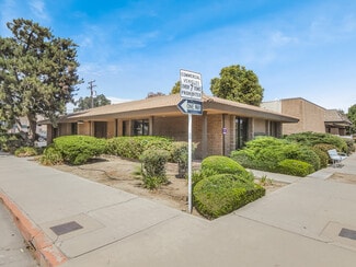 Plus de détails pour 822 W Center St, Visalia, CA - Bureau à vendre