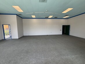 18821 Pioneer Blvd, Cerritos, CA à louer Photo intérieure– Image 1 sur 6