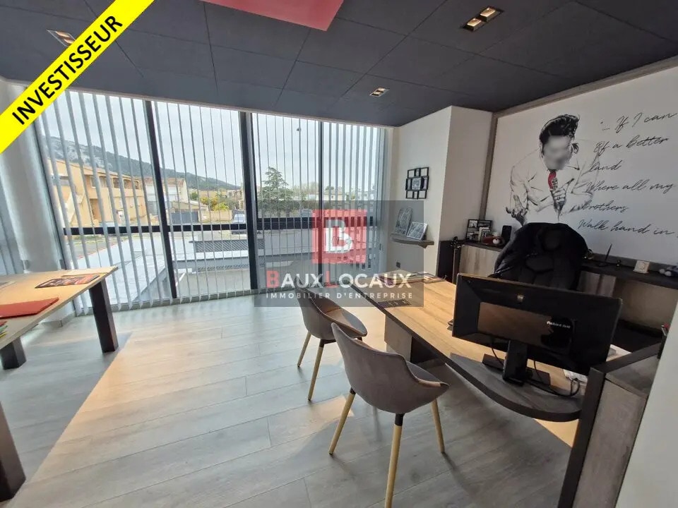 Local d'activités dans Châteauneuf-les-Martigues à vendre Photo de l’immeuble– Image 1 sur 16