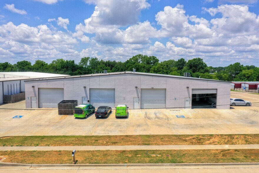 1158 N Birch Ave, Broken Arrow, OK à louer - Photo de l’immeuble – Image 3 sur 6