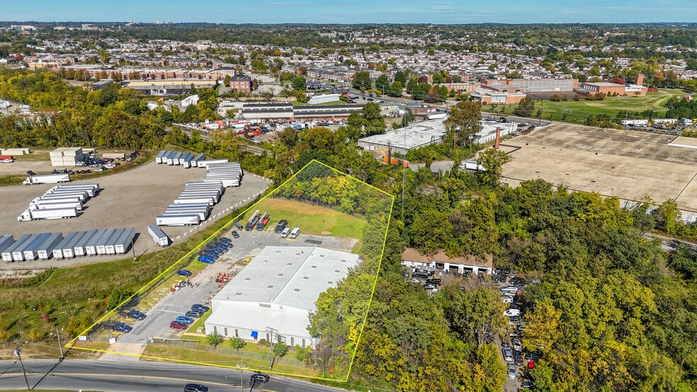 3520 E Federal St, Baltimore, MD à louer - Photo de l’immeuble – Image 3 sur 14