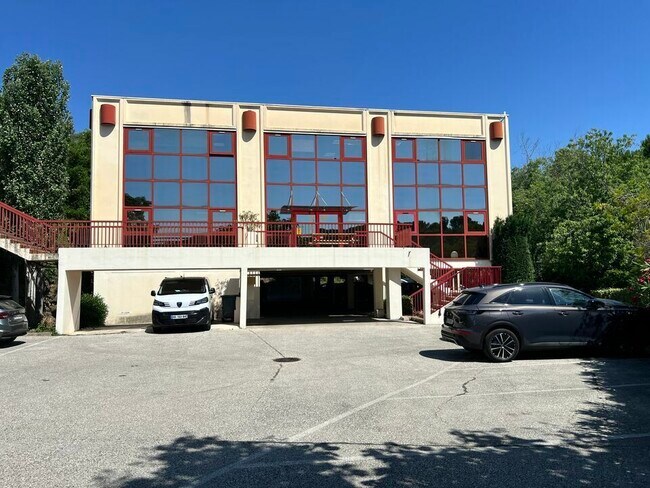 Plus de détails pour 2323 Chemin Saint Bernard, Vallauris - Bureau à louer