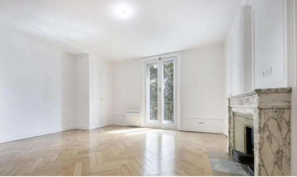 Bureau dans Paris à louer - Photo de l’immeuble – Image 3 sur 10
