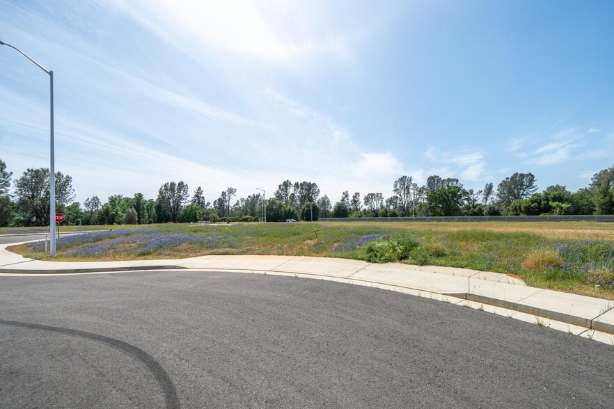 Rancho Industrial Park, Redding, CA à vendre - Aérien – Image 3 sur 4