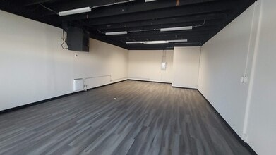 1011-1067 E San Carlos Ave, San Carlos, CA à louer Photo intérieure– Image 2 sur 4