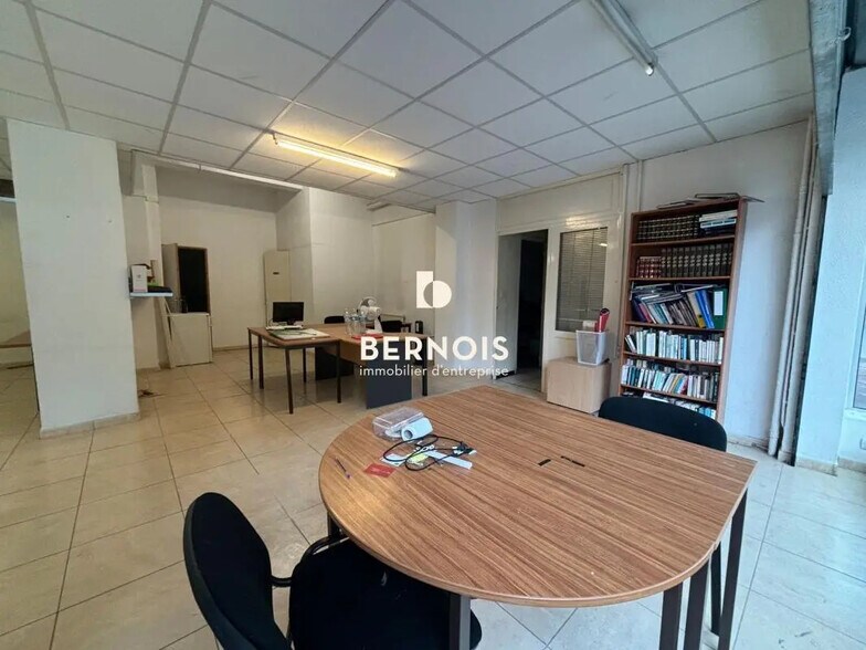 Local commercial dans Toulon à louer - Photo intérieure – Image 2 sur 5