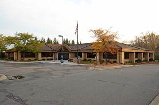 Plus de détails pour 5750 Lincoln Dr, Edina, MN - Bureau à vendre