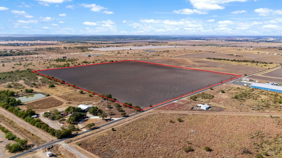 TBD County Road 583, La Coste, TX à vendre - Aérien – Image 3 sur 7