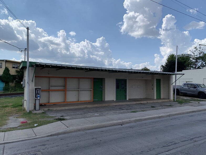 1115 Roosevelt Ave, San Antonio, TX à vendre - Photo de l’immeuble – Image 2 sur 6