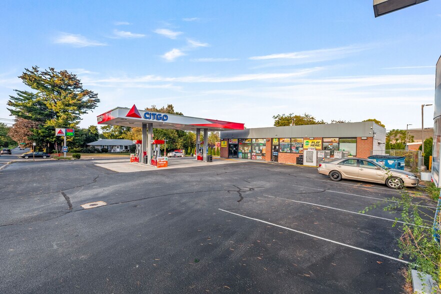 741 N Cedar Crest Blvd, Allentown, PA à vendre - Photo de l’immeuble – Image 3 sur 41