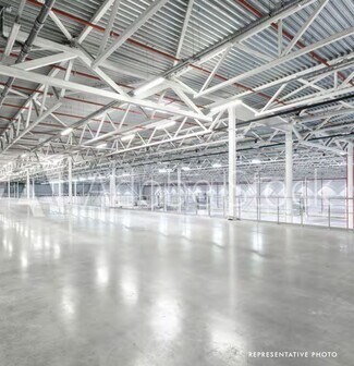 Plus de détails pour Holly Ln N, Maple Grove, Maple Grove, MN - Industriel/Logistique à louer