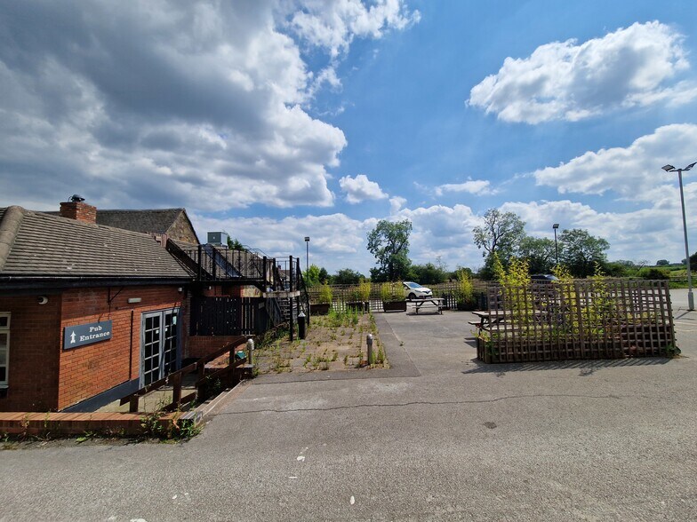 95 Ashbourne Rd, Mackworth à louer - Photo de l’immeuble – Image 2 sur 2