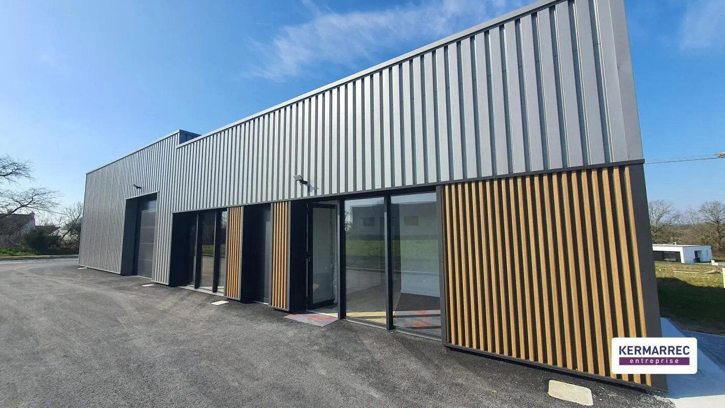 Local d'activités dans Séné à vendre Photo de l’immeuble– Image 1 sur 10