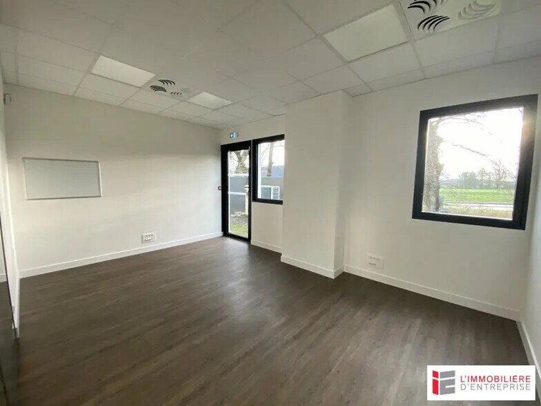 22 Rue Louis Blériot, Rennes à louer - Photo de l’immeuble – Image 3 sur 4