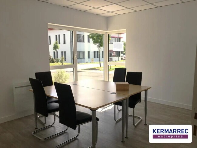 Plus de détails pour Bureau à louer