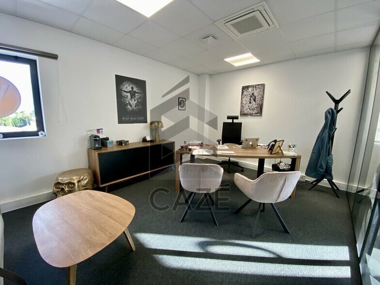 Bureau dans Tresses à vendre - Photo intérieure – Image 1 sur 6