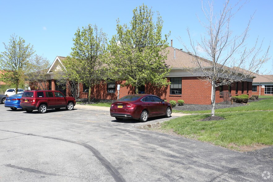 15 Limestone Dr, Buffalo, NY à vendre - Photo principale – Image 2 sur 4