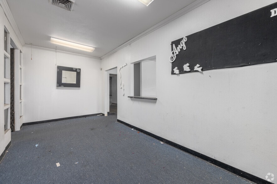 1467 Lidcombe Ave, South El Monte, CA à louer - Photo intérieure – Image 3 sur 16
