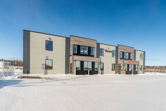 Plus de détails pour 2569Z Rue Macpherson, Magog, QC - Industriel/Logistique à louer