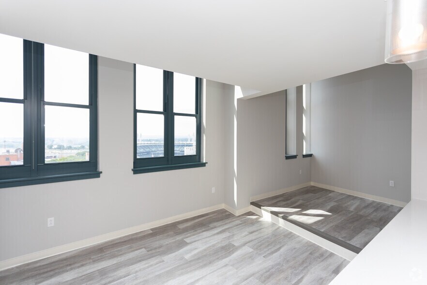 1118 Euclid Ave, Cleveland, OH à vendre - Photo intérieure – Image 3 sur 43