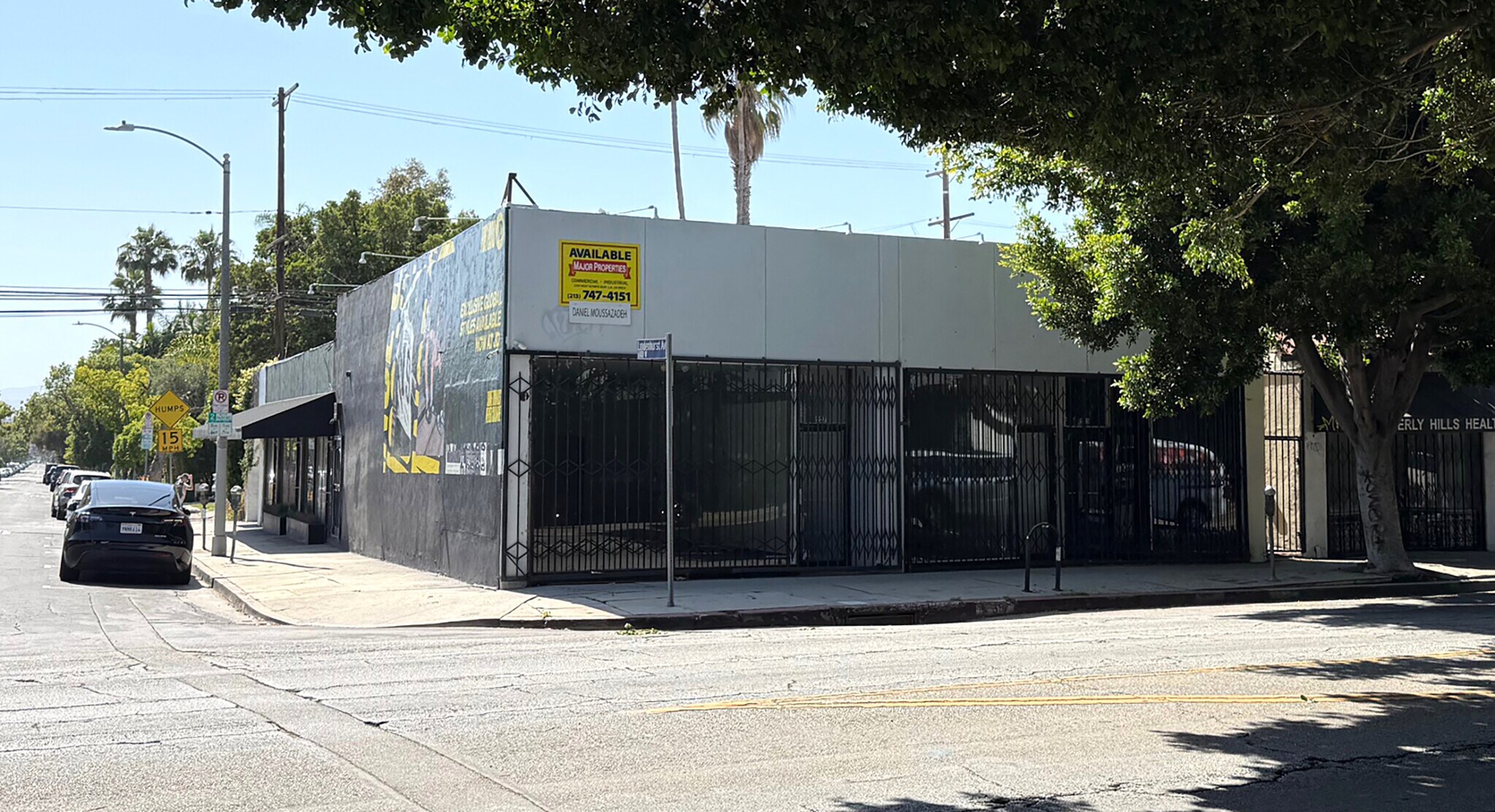 553-557 S Fairfax Ave, Los Angeles, CA à louer Photo de l’immeuble– Image 1 sur 5