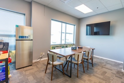 11980 Hammersmith Way, Richmond, BC V7A 0A4 - Lot 2105 -  - Photo intérieure - Image 1 of 3