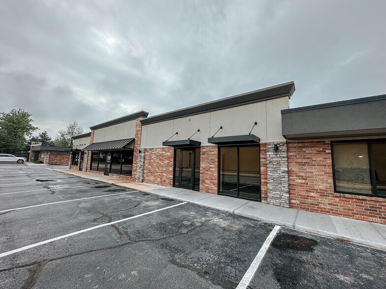 120 Thompson Dr, Norman, OK à louer - Photo de l’immeuble – Image 2 sur 12