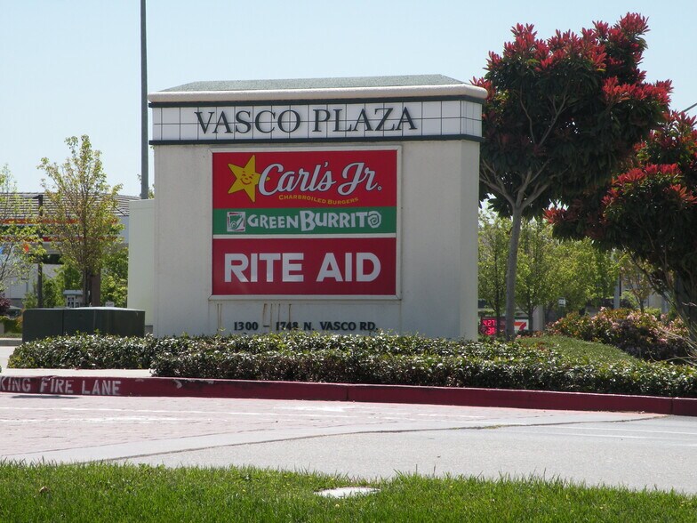 1350 N Vasco Rd, Livermore, CA à louer - Photo de l’immeuble – Image 2 sur 4
