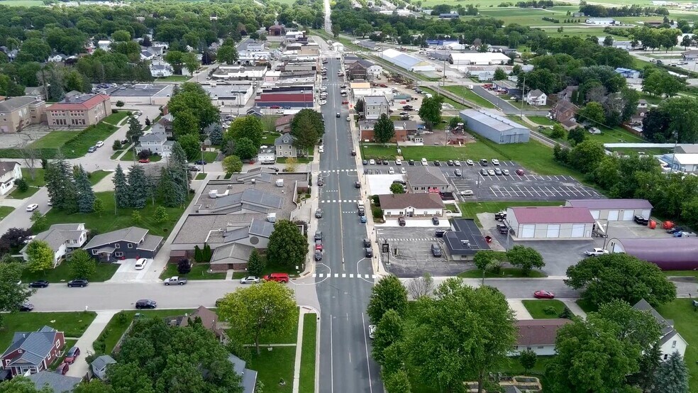 408 W Main St, Kasson, MN à vendre - Vidéo sur l’annonce professionnelle – Image 3 sur 29