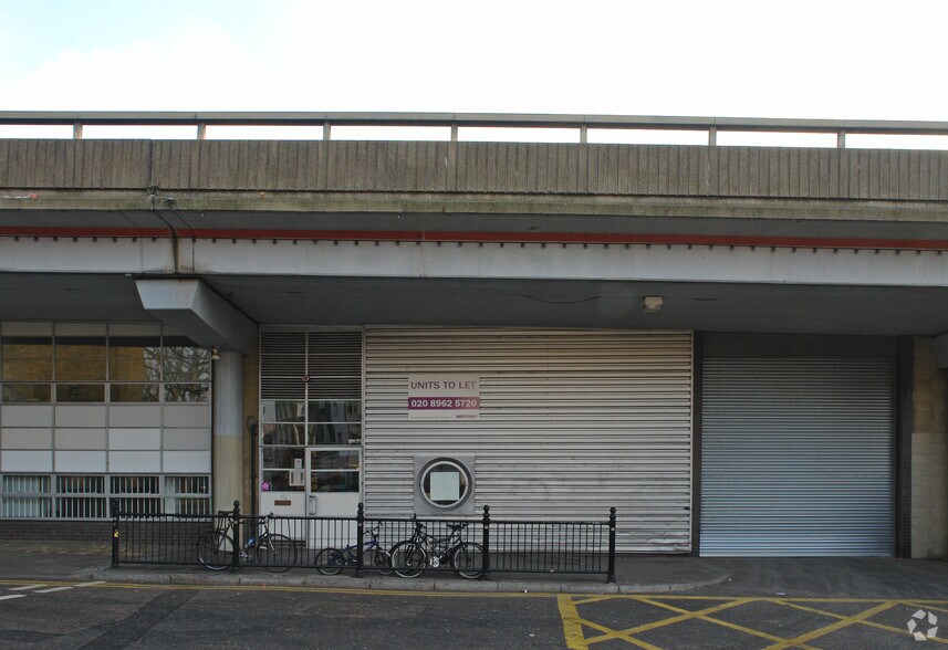 10 Acklam Rd, Londres à louer - Photo de l’immeuble – Image 2 sur 3