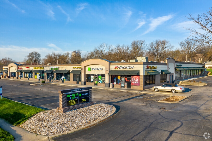 7620 Metcalf Ave, Overland Park, KS à louer - Photo principale – Image 3 sur 3