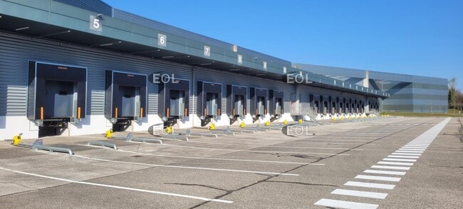 Plus de détails pour Industriel/Logistique à louer