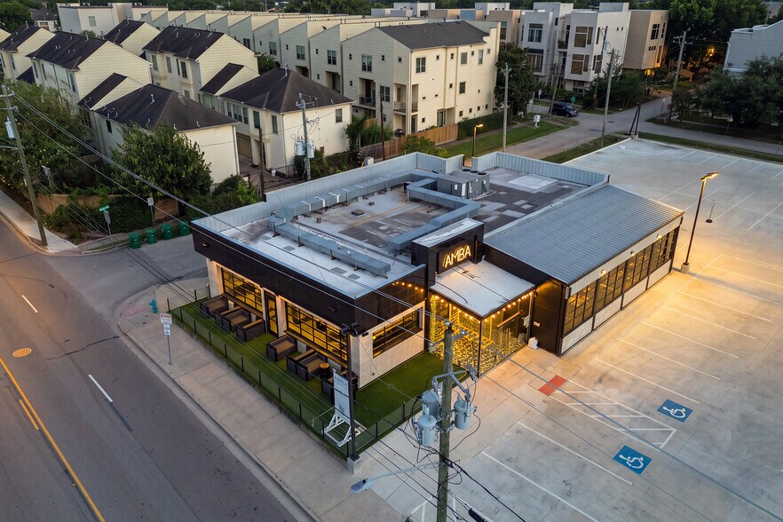 5317 Washington Ave, Houston, TX à louer - Photo de l’immeuble – Image 2 sur 30