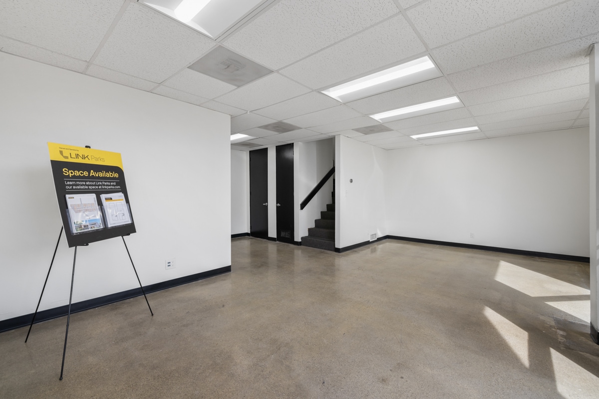 22722 Lambert St, Lake Forest, CA à louer Photo intérieure– Image 1 sur 22