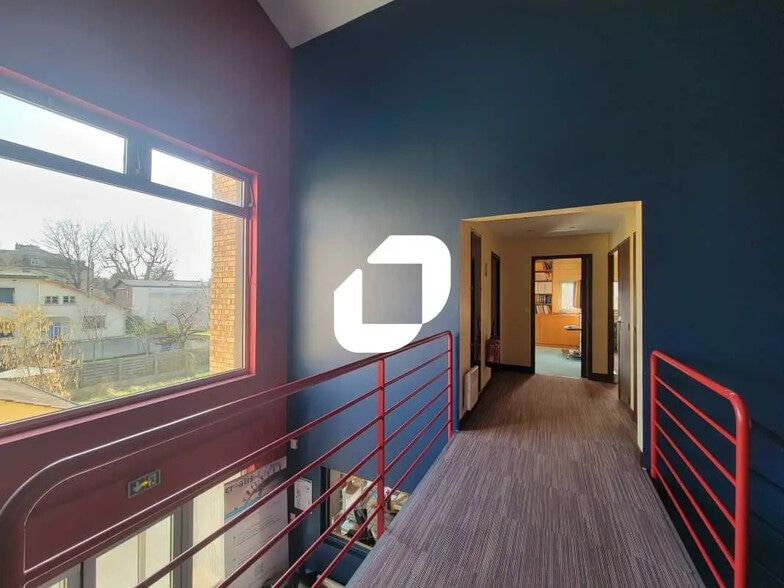 Bureau dans Longjumeau à vendre - Photo de l’immeuble – Image 2 sur 11