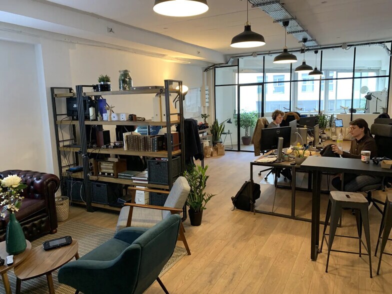 Bureau dans Paris à louer - Photo de l’immeuble – Image 2 sur 6