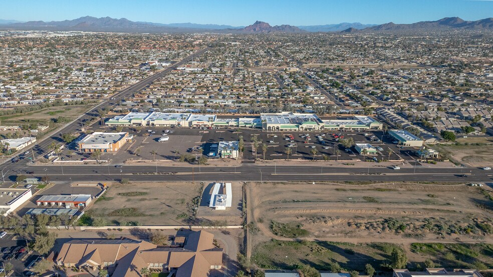 6016-6036 E Main St, Mesa, AZ à louer - Photo de l’immeuble – Image 2 sur 11
